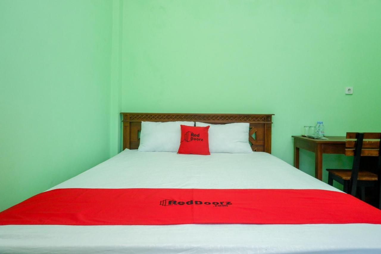 Reddoorz Syariah Near Monumen Jogja Kembali Hotel Kejayan Exterior foto